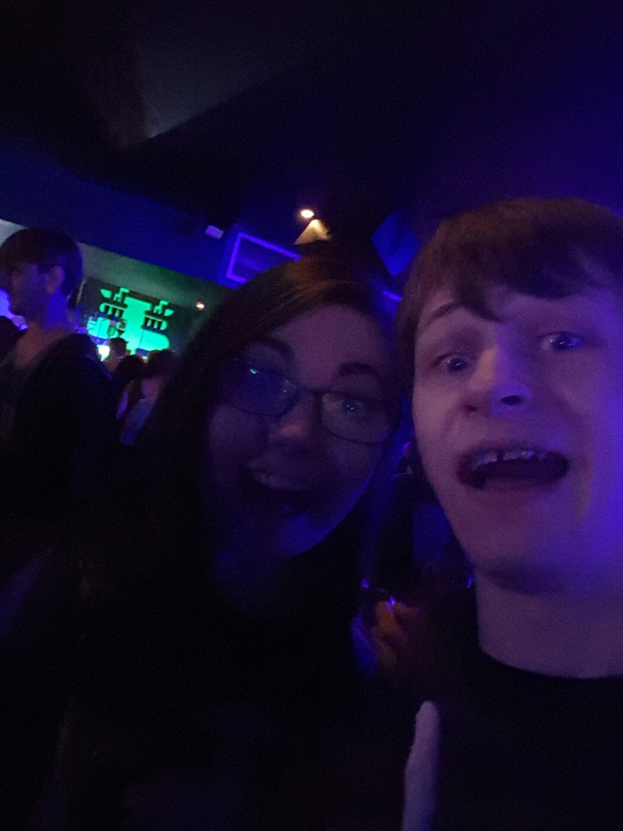 Tom_R_Harris's tweet photo. @O2AcademyLeeds https://t.co/clR8Hkj4m1