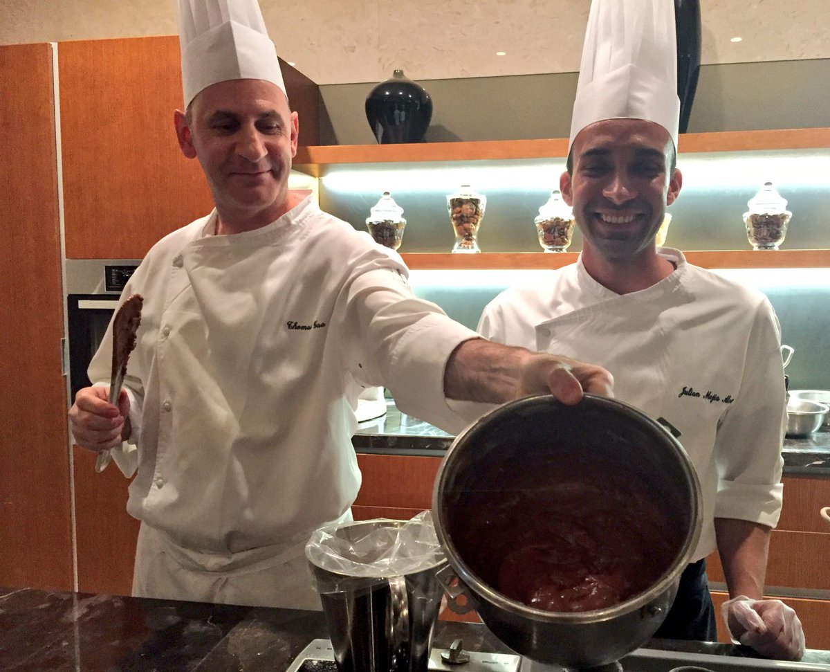 JoBrettAD's tweet photo. Discovering the world of #weisschocolate at tonight's Masters of Food &amp; Wine event 🍫@ParkHyattAbuDha #chocolate #mastersoffoodandwine https://t.co/F7IwZdV4qt