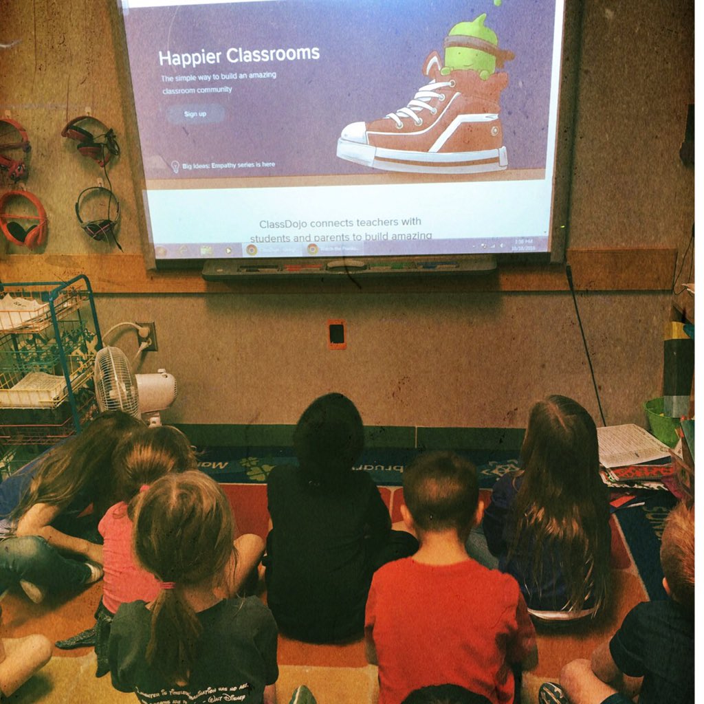 jennromine1's tweet image. Learning how to put ourselves in others shoes with @ClassDojo 💚👟 #weloveAES #learningempathy