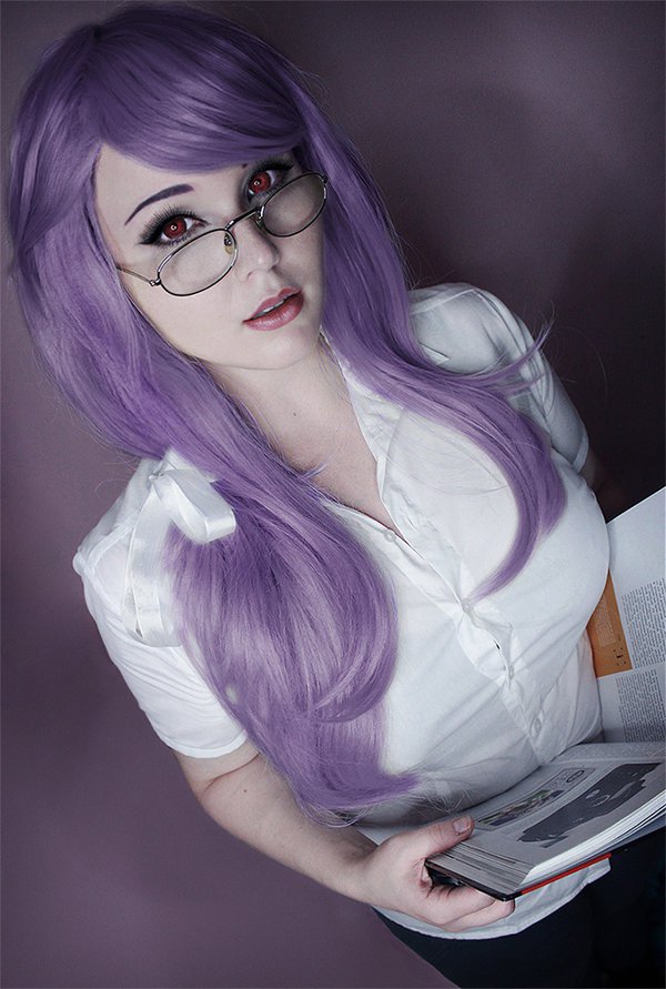 NoticeMeSenpaiN's tweet photo. Why do I always get the crazy ones (KawaiiNoJutsu) #tokyoghoul #anime #cosplay https://t.co/sMTdkdM08L