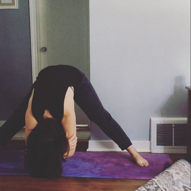 DancingLan25's tweet photo. Day 9: #MovetoFeel #yogaeverydamnday #yogachallenge #igyoga #igyogachallenge ❤
YOGIS! Ti… https://t.co/DoSmhz057C https://t.co/eSB79tX2i0