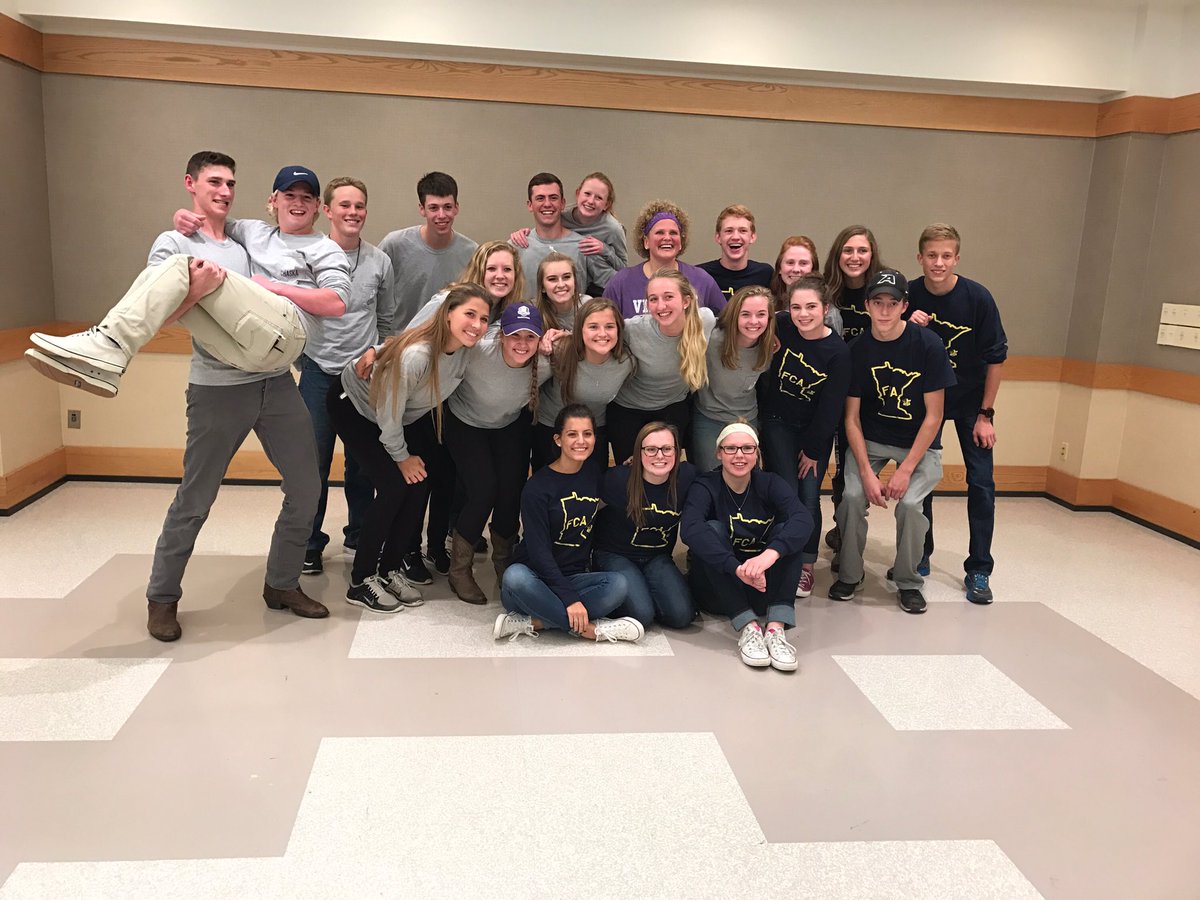 ChanhassenFCA's tweet photo. Amazing night last night! Thank you Heather Flies💪🏼 https://t.co/g7QxawHs26