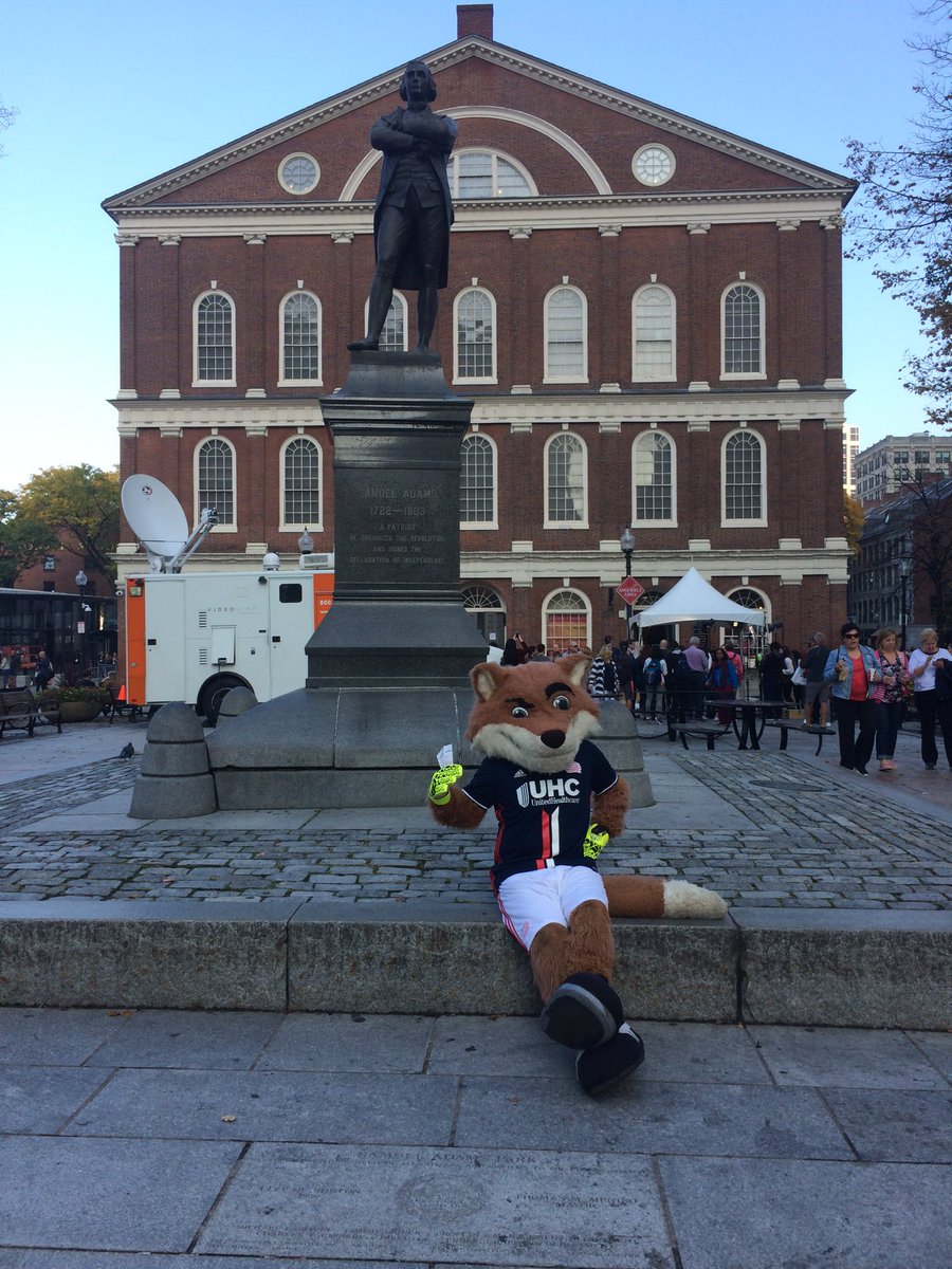 ☀️ Meet @REALSlyde in Faneuil Hall for a chance to win #NERevs Tickets! https://t.co/l7jFEHJ9qP