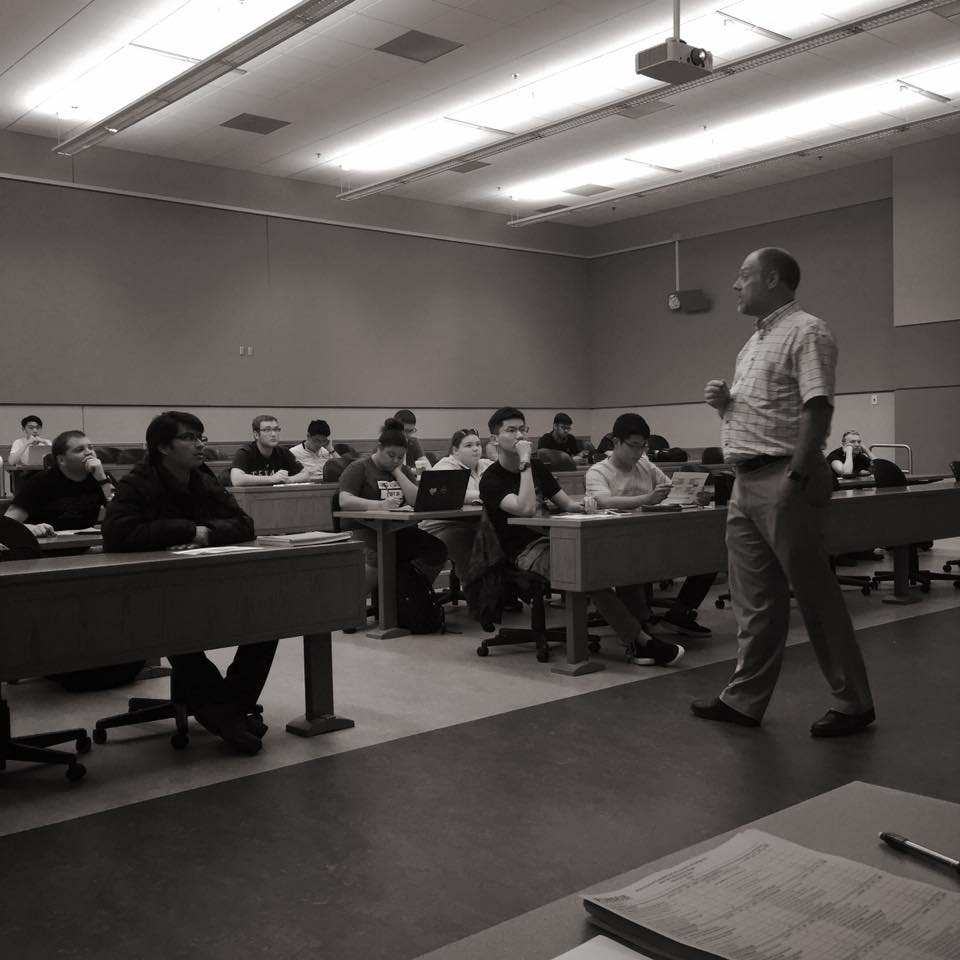 PurdueCIT's tweet image. Prof. Rawles shares details of the new cybersecurity major (effective Fall 2017) with #PurdueCIT sophomores and juniors!