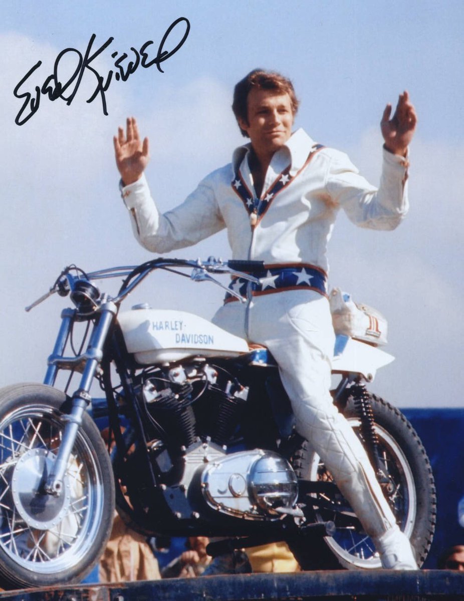 The_Alex_64's tweet photo. Resident Evel Knievel
#MakeAHorrorGameLessScary https://t.co/l9xBHull61