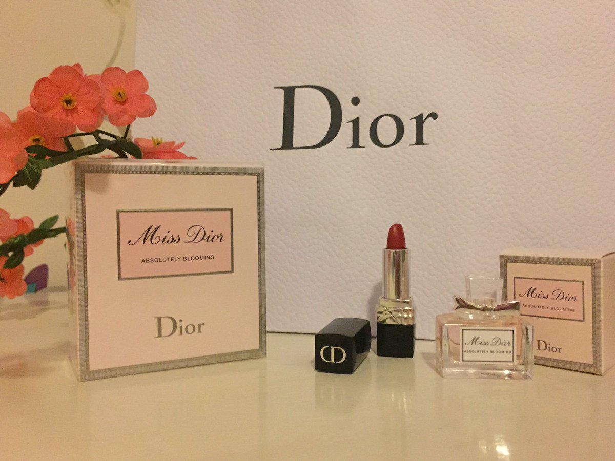 Miss Vintage Vibe On Twitter Miss Dior Is A Girls Best Friend