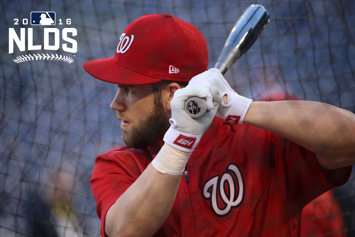 For_TheBros's tweet photo. Reasons Bryce Harper is the GOAT:

His bat knob. https://t.co/eXiZbmSzzj
