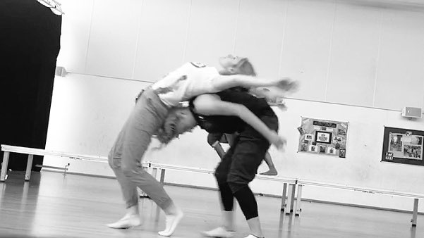 AwkwardTree_'s tweet image. #throwback #literally