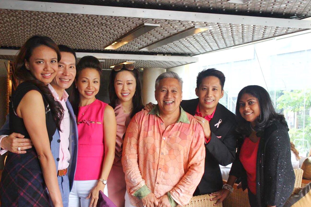SeminyakVillage's tweet photo. Chef Wan in NAGA by Milo pink top in honour of #BreastCancerAwareness month at #BAZAARPinkProject earlier this month at @thewestinkl. https://t.co/smvR73qBKt