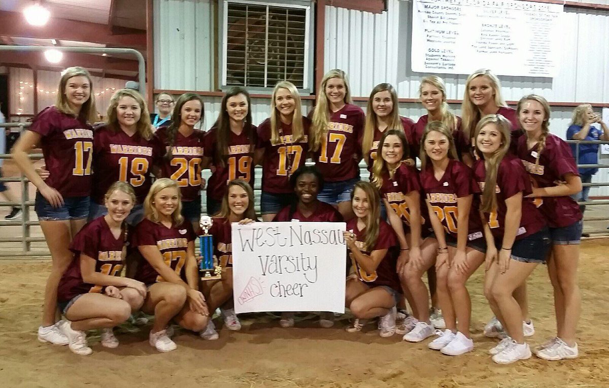 Athletics_WNHS's tweet photo. While state championships are important, we take the Barnyard Olympics serious too! #champions #tookthetitleback #neflfair https://t.co/EJSq4WAPFd