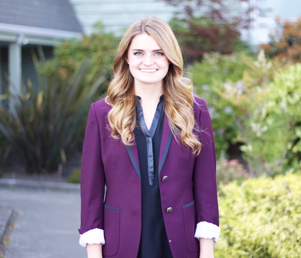 Introducing our Victoria Brand Ambassador: Robyn Roxborough! We are so excited to have Robyn apart of the ethreeone. team!