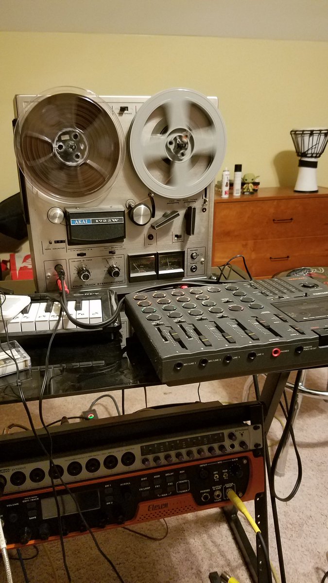 CodyHayesBand's tweet photo. On to the #reeltoreel #oldschool @corythreatt https://t.co/N08Ni2vtOc