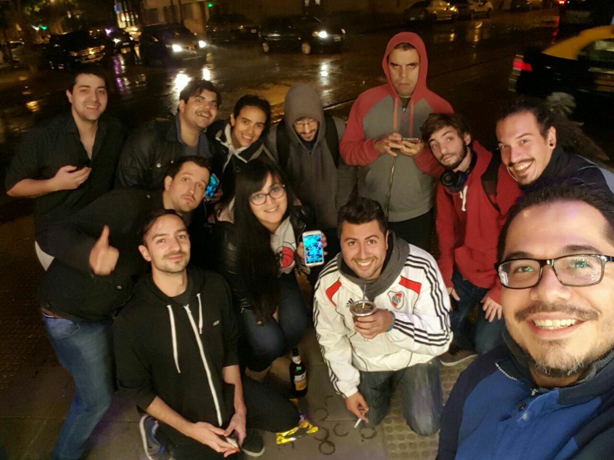 RES_ARG's tweet photo. Nada mejor que un #farm para recibir al agente @KaioChilango de #Mexico #RMX #Kraken #RESARG #NoEsLluviaSonFrogTears #Ingress https://t.co/pyTyvK1DBy