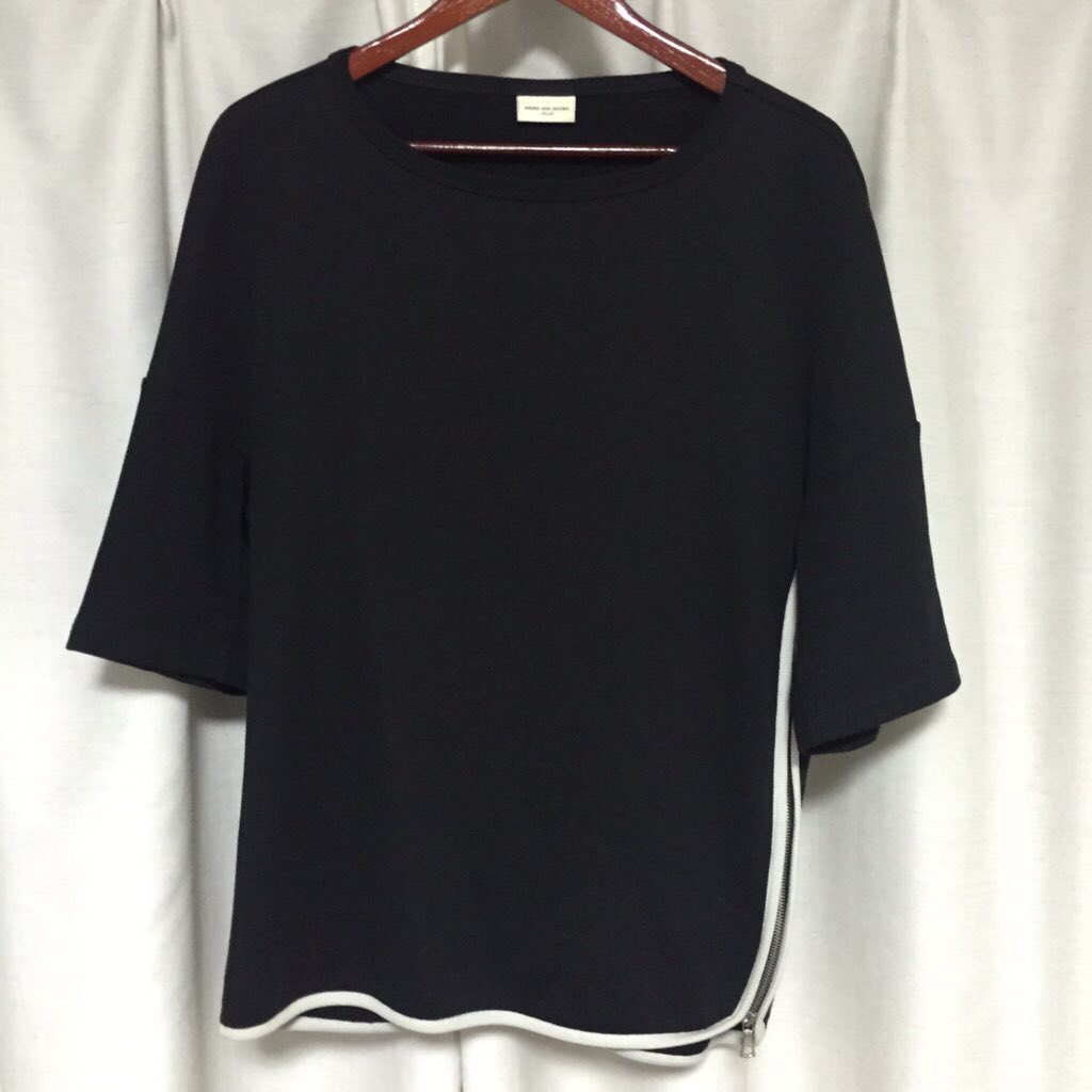 b44795586's tweet photo. #私服販売  #拡散希望 

dior スウェット

dior ダービーシューズ

ドリスヴァンノッテン

GDC
こちは少し修理必要なのでお安くお譲りします！修理は軽い程度なんで安く済むと思います！ https://t.co/ZA6Mn6tfnp