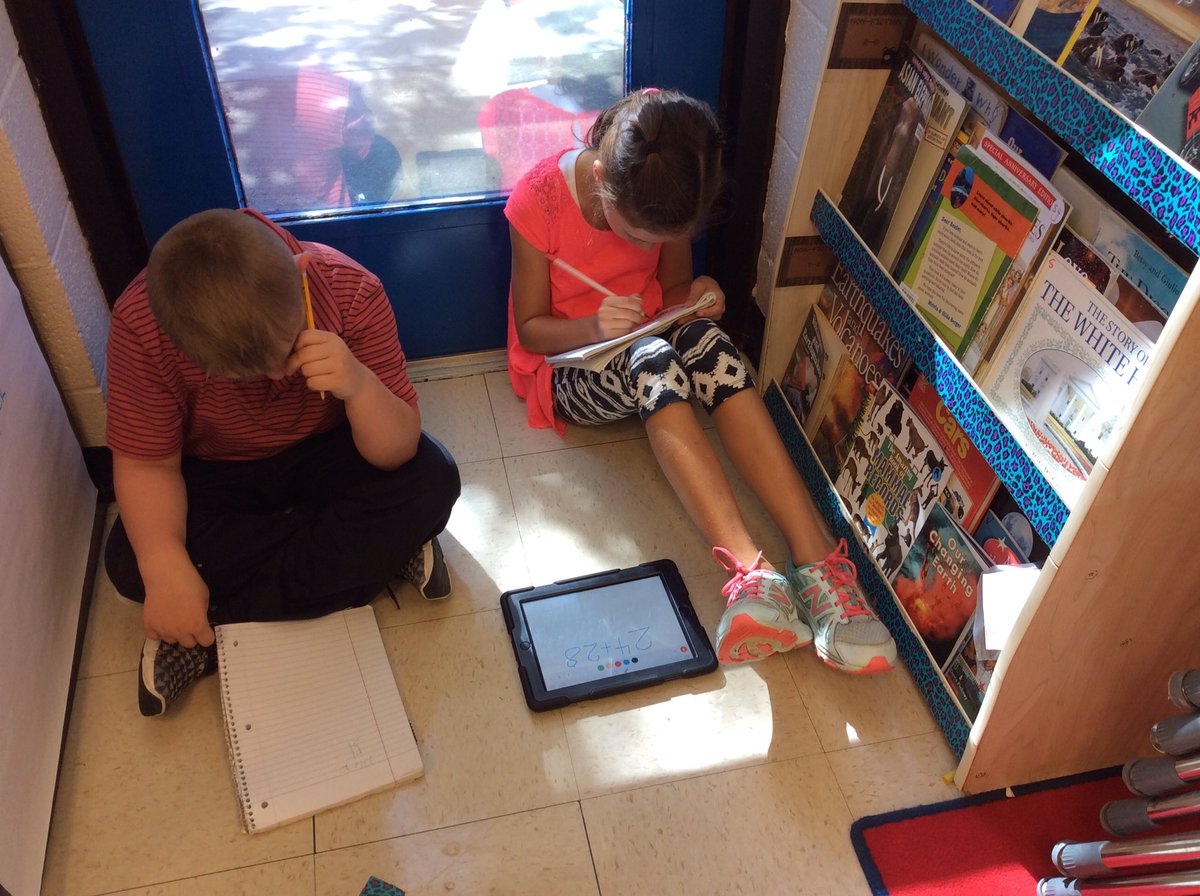 Melanie Seibert tweet media