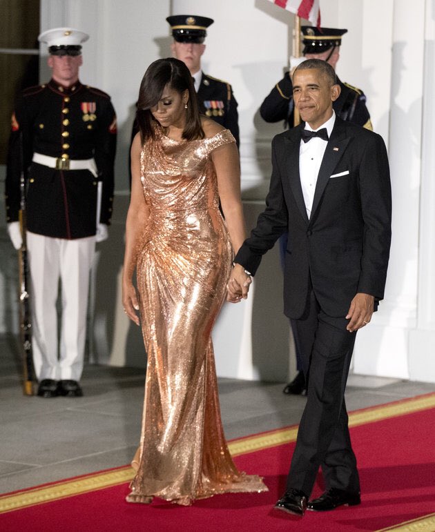 ephrata's tweet photo. Barack and Michelle Obama at their last State Dinner in the White House😭👏🏾 https://t.co/axo3cCFHWg