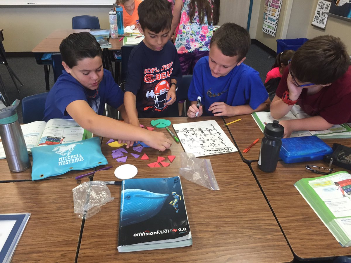 mrsrupp11's tweet photo. Showing equivalent fractions using fraction circles! @MitchellCISD @pklapesky @conroeisdmath #mitchellmath #lc11math https://t.co/lZHzDJndOr