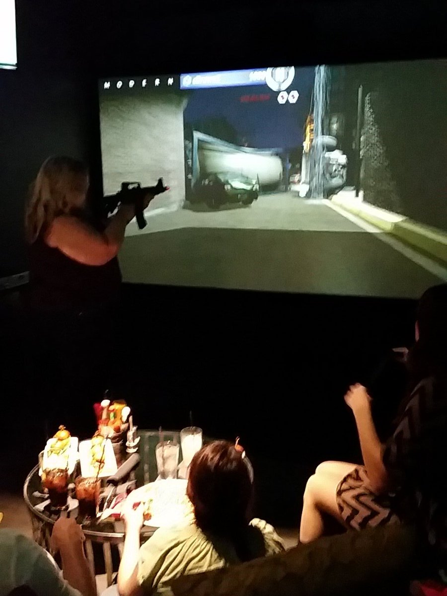 Maura Kelly tweet media