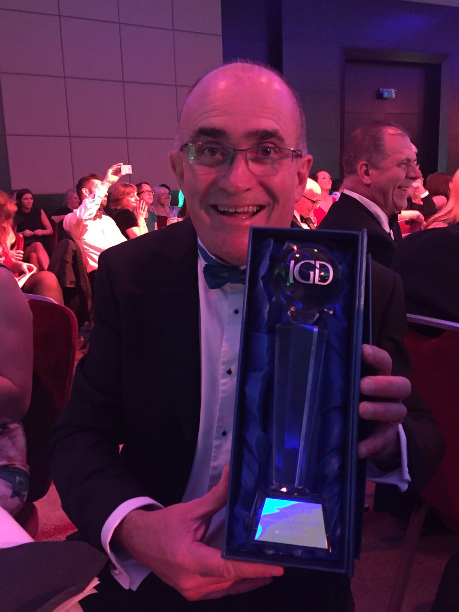 MarshBakery's tweet photo. We won!!! Well done to all and so pleased to win! #IGDAwards @RetailAnalysis #employability #food #flapjacks #cake https://t.co/005nF48Jxe