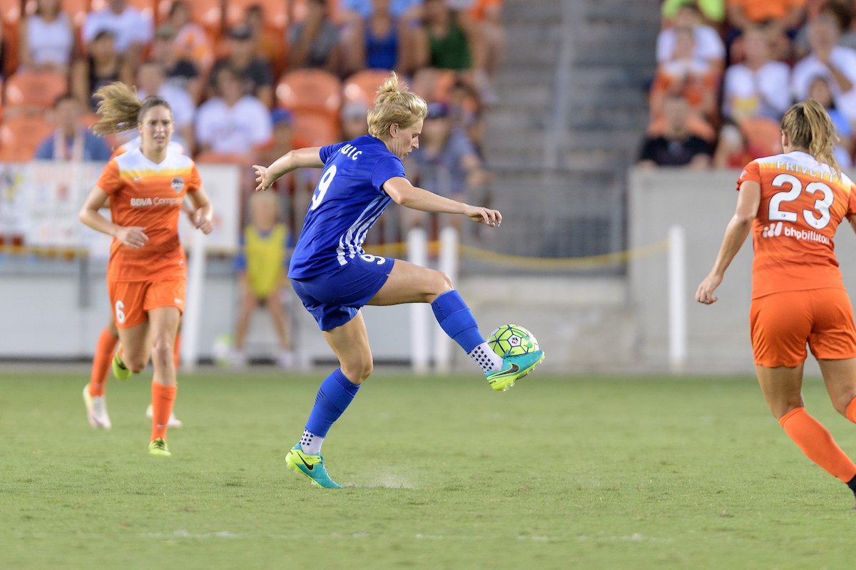 BostonBreakers's tweet photo. NEWS: Breakers loan Natasha Dowie and Kyah Simon
Read: https://t.co/FprJwXMk0W. https://t.co/Ur7pEni94W