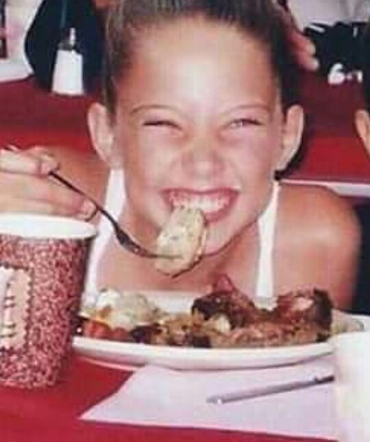 fbalmae's tweet photo. #benzofood ❤❤ @AshBenzo https://t.co/niickNmZ0K