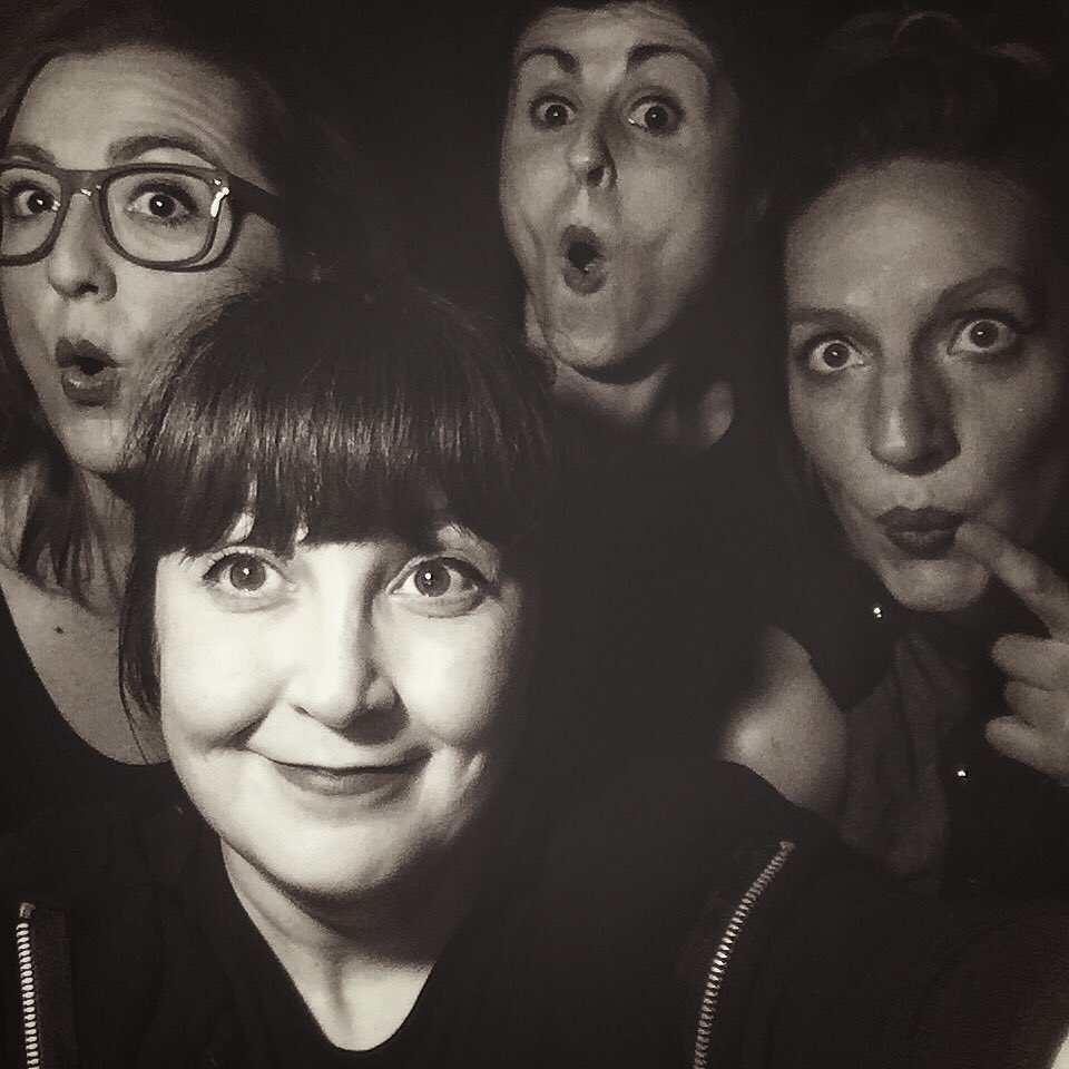 2ª clase magistral! Las rotondas <a href="/NacionRotonda/">NR</a> estaría tan orgullos@ #impro #coruna Volvemos el próximo martes