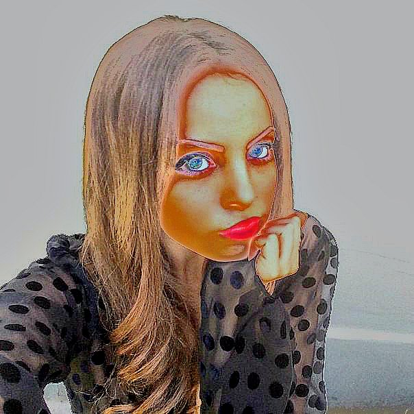 ♥ <a href="/LizGillies/">Elizabeth Gillies</a>