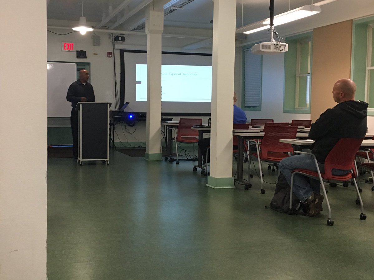 PeerNavigators's tweet photo. @PeerNavigators dropping some knowledge @FtCarsonSFLTAP elective classes today. #InterviewingTechniques #Networking #PeerNavNation https://t.co/FNVcJOymnr