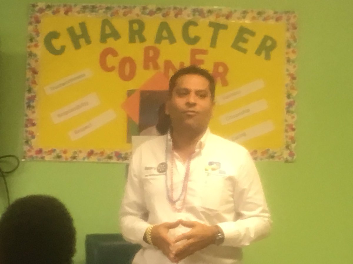 RotarySunriseVI's tweet photo. DG. Haresh Ramchandani compares the Adolscent center's Character Corner to the Rotary 4-way test https://t.co/3R6oNTAu6q