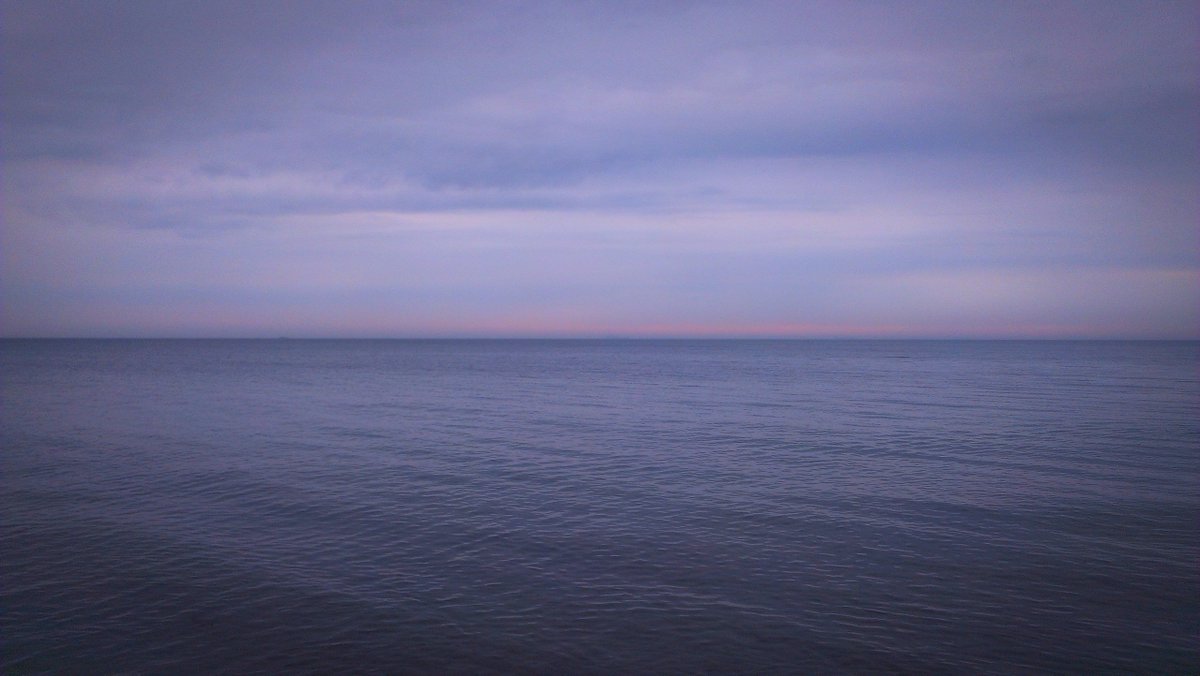 UnoDesignHote's tweet photo. Black sea #odessa #sea #blacksea #morning #morningsea #unodesignhotel #unohotel #unohotelodessa https://t.co/HcnwtvNosH