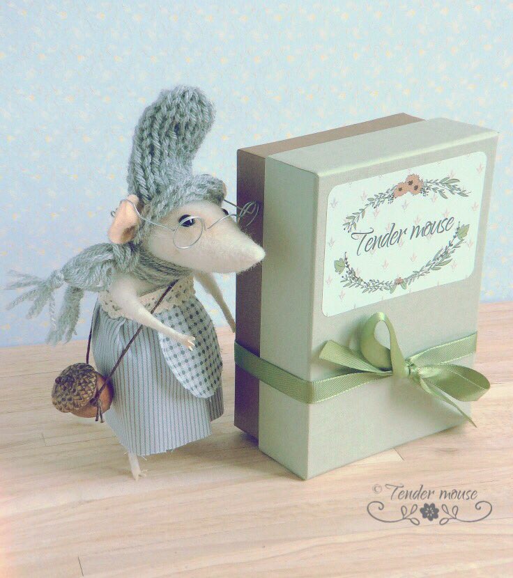 TenderMouseArt's tweet photo. New lovely boxes...:) https://t.co/RdSaDsqZ8E