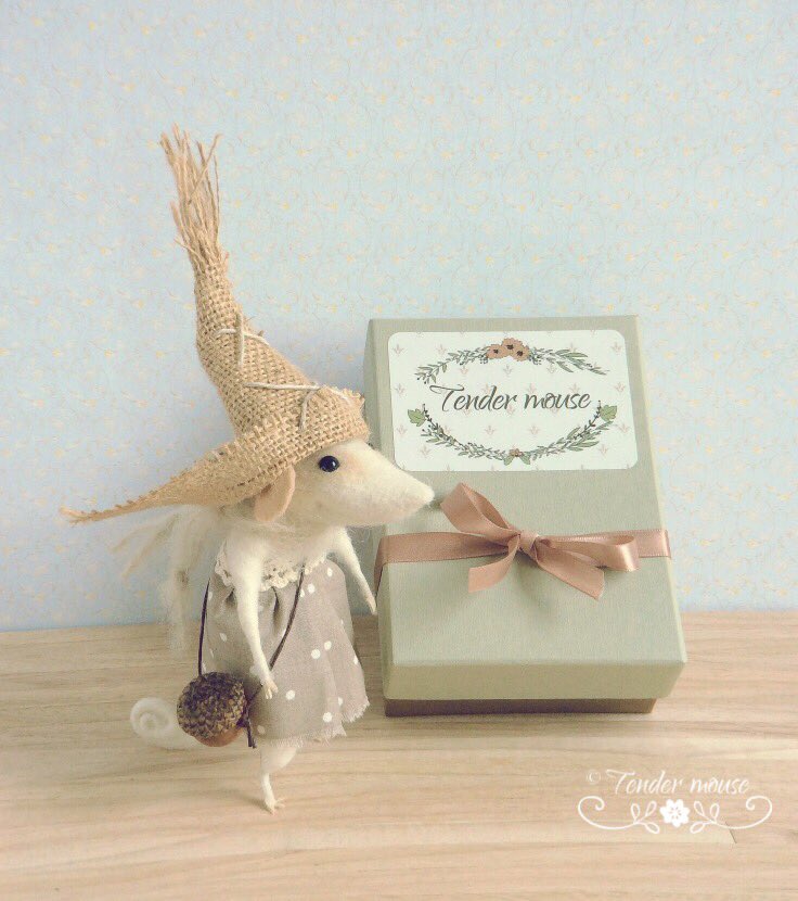 TenderMouseArt's tweet photo. Fairytale figurines on my etsy shop. https://t.co/ib9yFo6CZu
