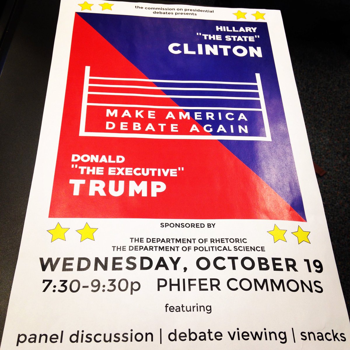 SpeakingCenter's tweet image. Come to Debate Night tomorrow to #MakeAmericaDebateAgain #Coe #SpeakingCenter