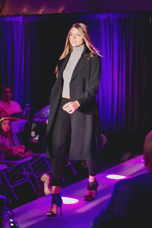 sweatwithsierra's tweet photo. four looks, one amazing show #runwayseason https://t.co/QnNDpWMpX0