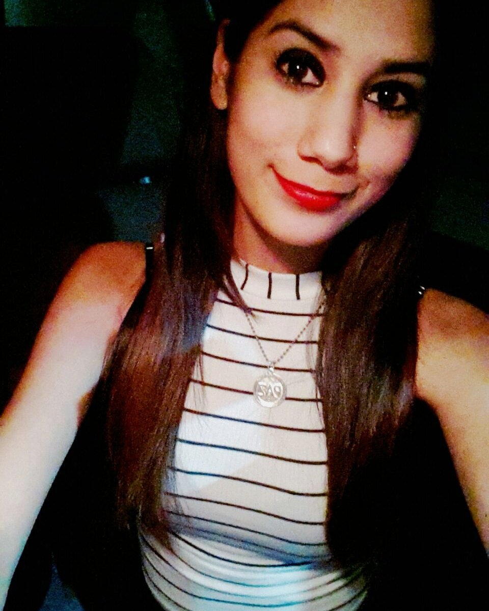 Ciin__diaz's tweet photo. #Sabado @ImperiumBar_Ok 😙💃✌💣 https://t.co/0iJm3wPntE
