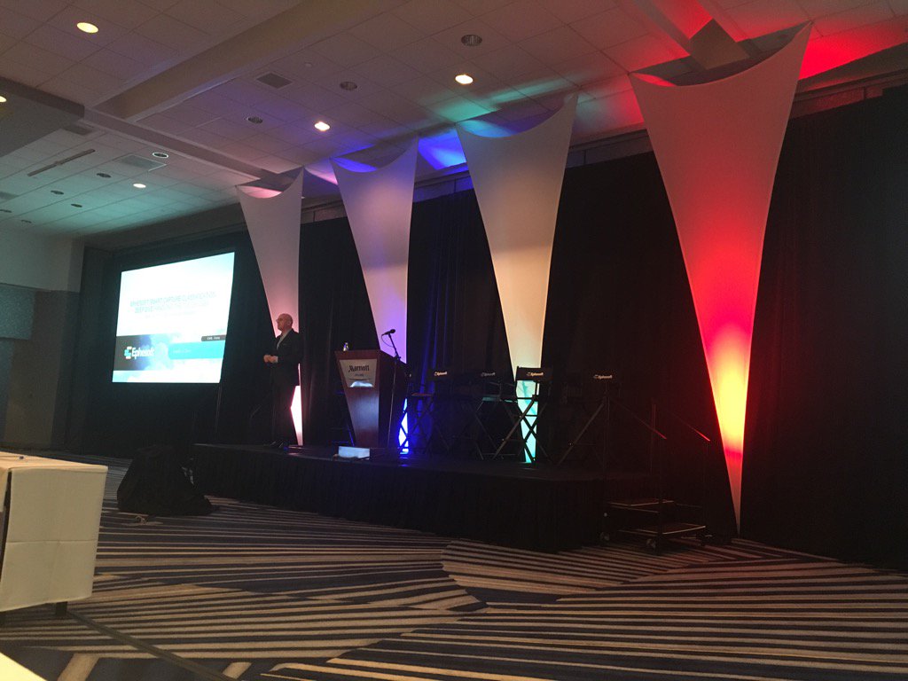 Ephesoft_IT's tweet image. Angelo La Duca on the stage #documentclassification #deepdive @Ephesoft #datadriven #enterprisecontentmanagement