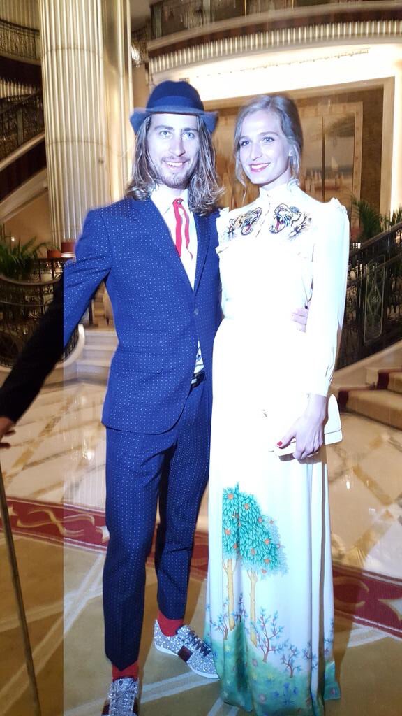 Sagan, maar dan anders <a href="/artvdeadelaar/">AR & TV de Adelaar</a>