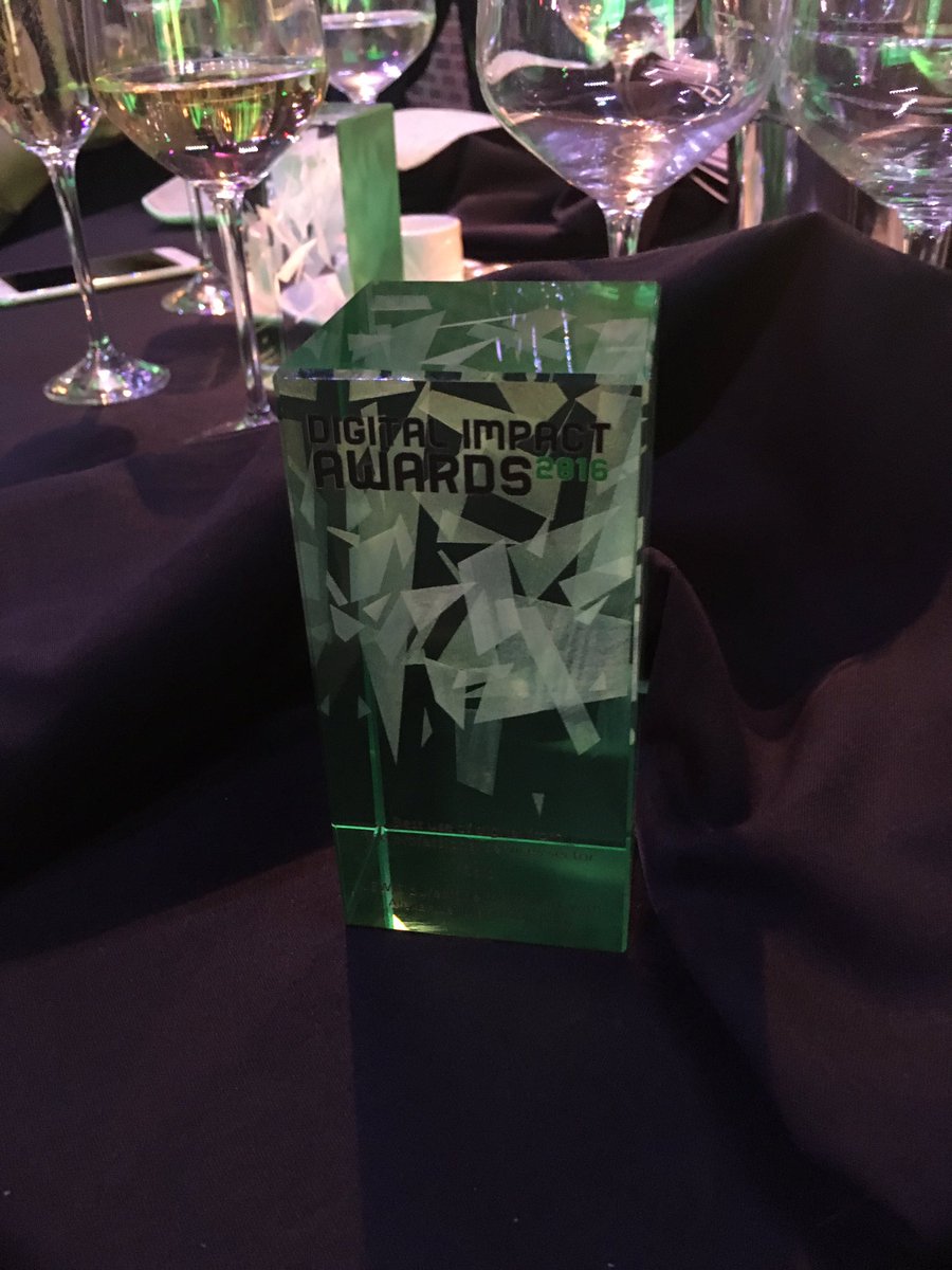 LEWISpurestone's tweet photo. Great to be winners at the DIawards with PayPal and Alexander Mann Solutions @teamlewisglobal @LEWISpurestone https://t.co/vNDP6A2QhP