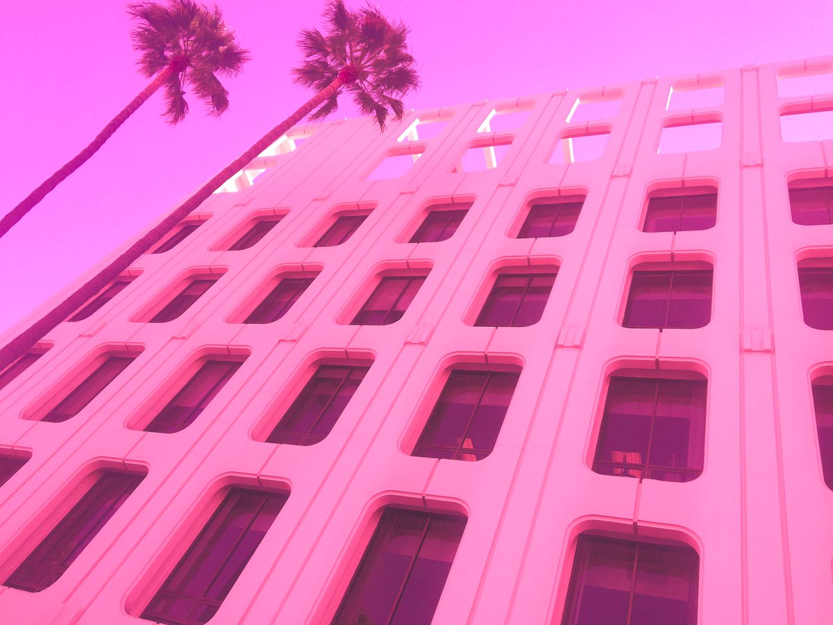 shannonhurley's tweet photo. #UltraPop #UltraPopApp #Vaporwave #VaporwaveArt #VaporwaveAesthetic https://t.co/KCTY5Hib82