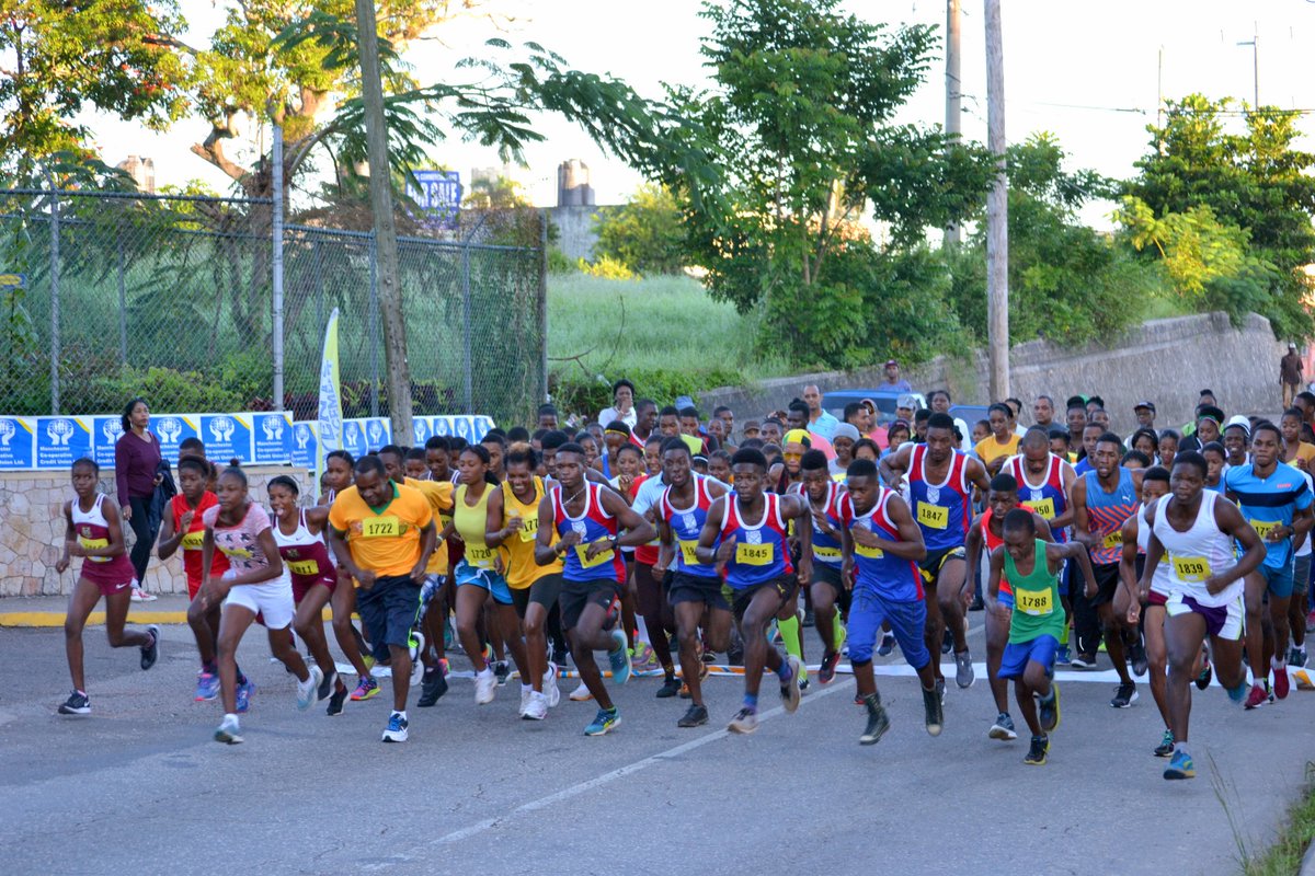 Highlights from the second annual Church Teachers’ College: Mandeville 5K Run and Walk.