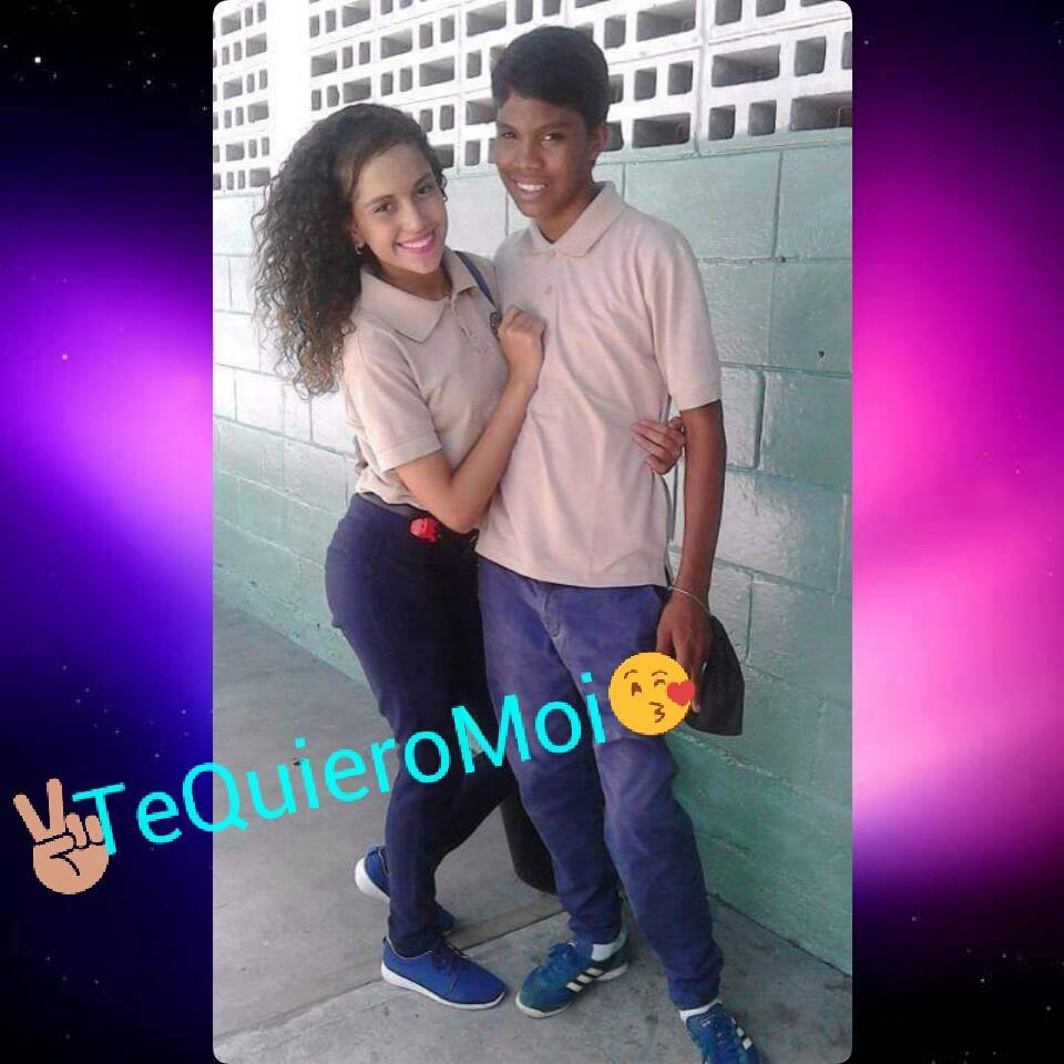 Edimar1705's tweet photo. En El Liceo Nuevo Comienzo
Con Ellos °--°
4to <3 https://t.co/1BCxtjyb4R