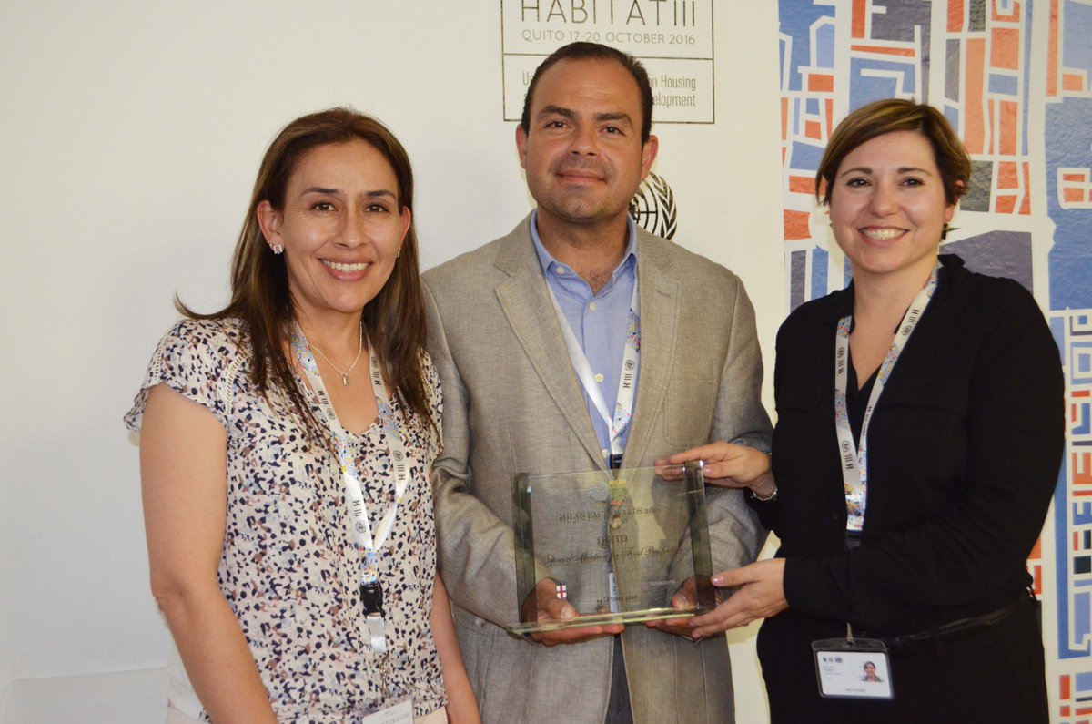 henkrentingruaf's tweet photo. From Milan to Quito: @CONQUITO receives Milan Pact Award for AGRUPAR urban programme at Habitat3 event @cteg @FoodPolicyMi https://t.co/43ByjpdHSt