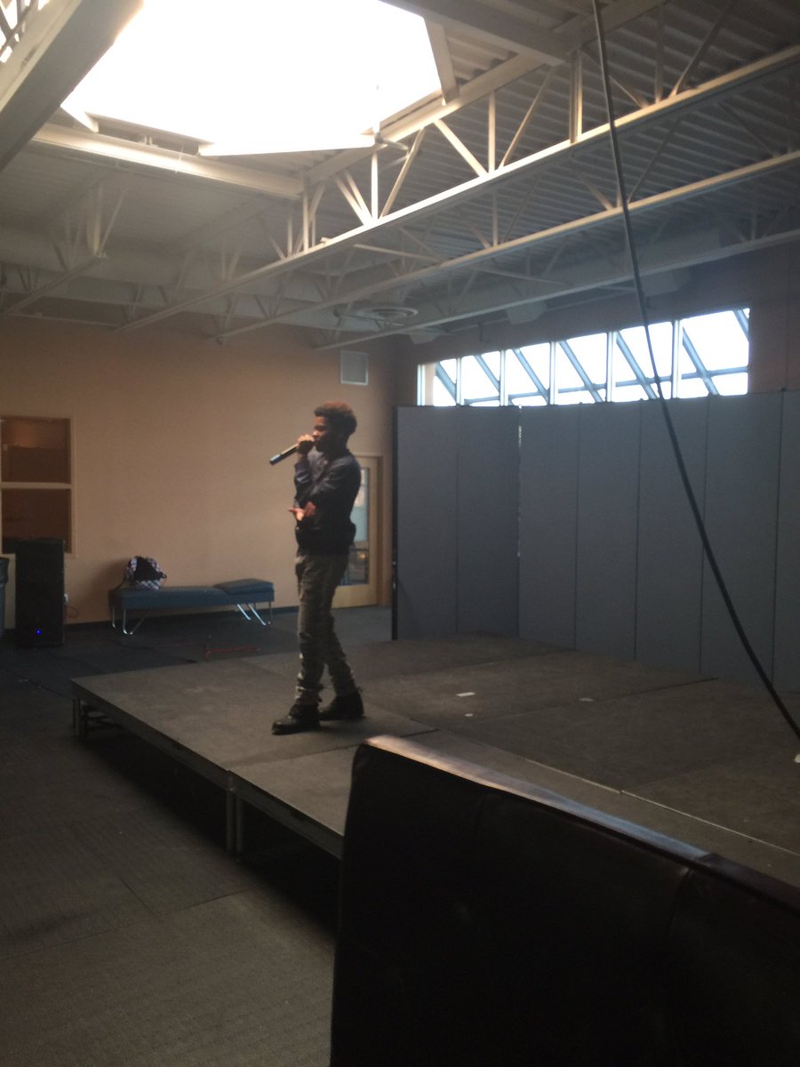 ReimagineMN's tweet photo. "Fighting for the people that are trying to make a change, get put in jail for unnecessary things." Lyrics from HSRA youth #DSCWoA2016 https://t.co/T8g2V0ZUkA
