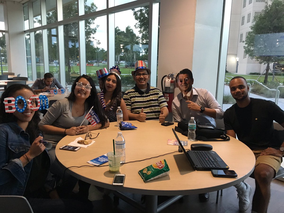 KangieKy's tweet photo. #305Vote Ready to start the conversation live with @NancyRichmond and @FIUSMA #politics #millenials #FIU https://t.co/w1WWND4BhE