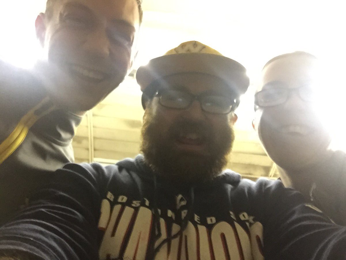 Going to the mall with my besties @Lesleysmuns13 and Conner:) #cambridge #mall #friends #fall