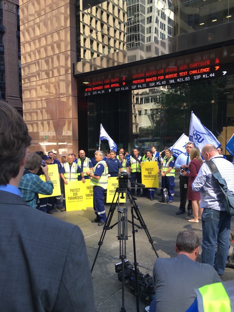 HSUNSW's tweet image. NSW Paramedics - most trusted least protected #zero1code1