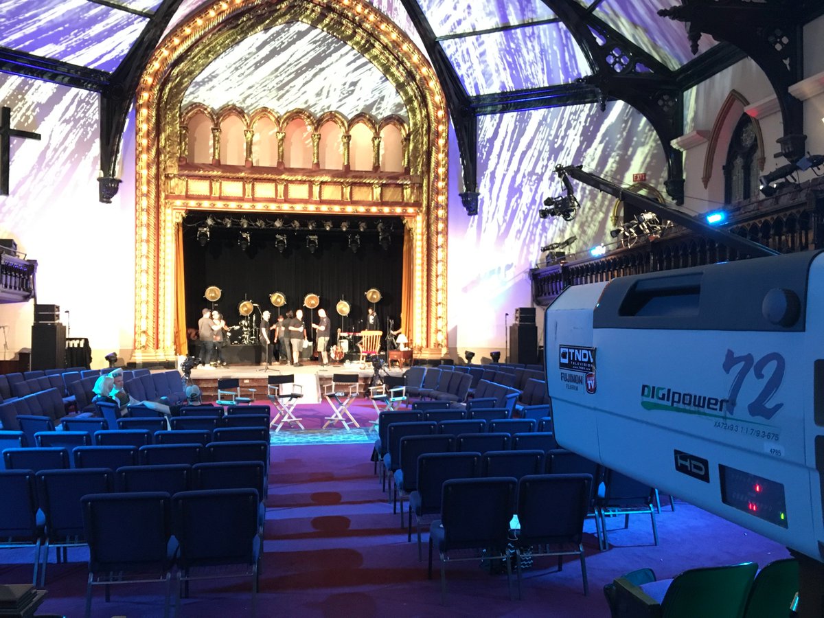 TNDV_television's tweet image. #ReviveUs2016 presented by #FathomEvents LIVE in Chicago tonight. #KirkCameron #DrBenCarson #Passion #MyFaithVotes #TNDV