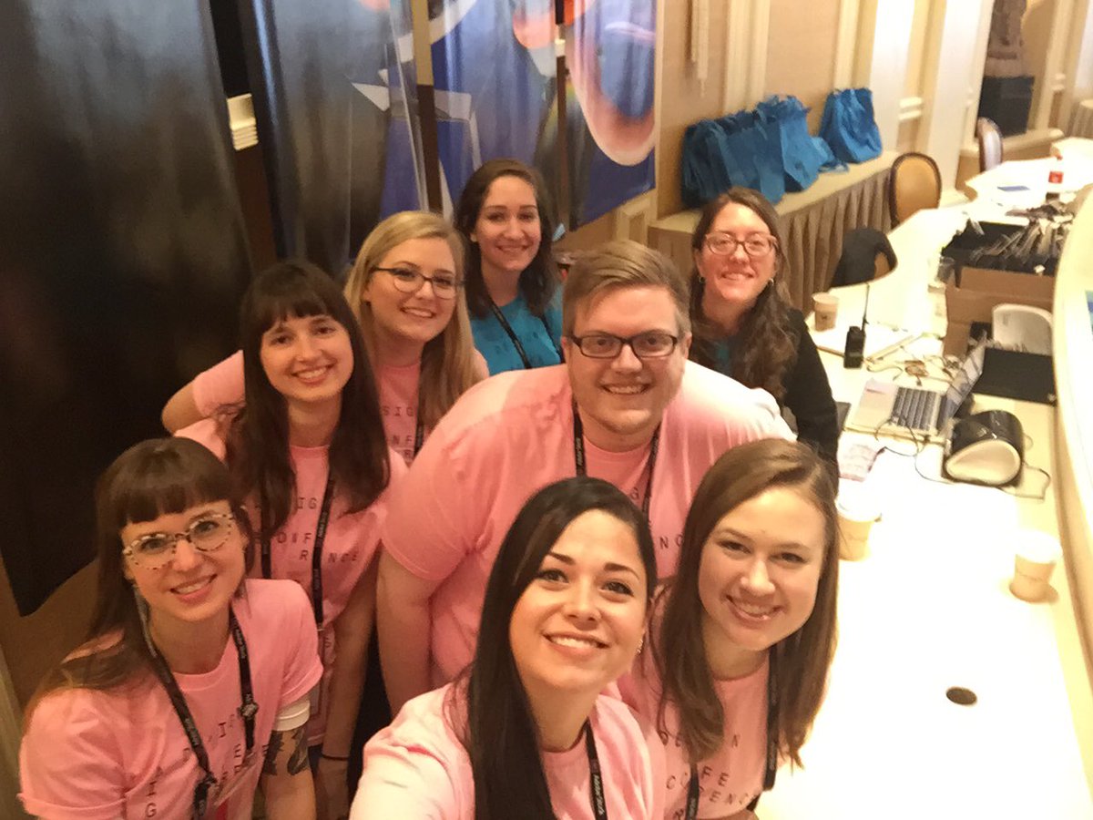 luferepe's tweet photo. Registration day #2 #AIGAdesignconf https://t.co/d5GpeXnE3I