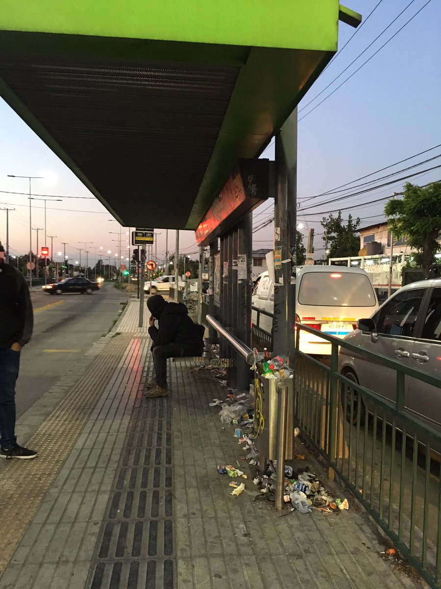 jacquejerezc's tweet image. @muniecentral por favor recoger la basura.