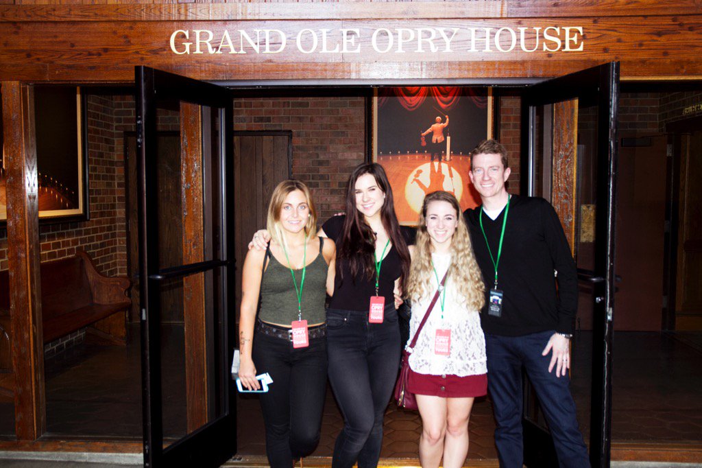 thepaulmcguire's tweet photo. At the @opry w/ @ChevroletCanada 's #ChevyTailgate winners @bees_barebones @ChevyTop20 https://t.co/Uu4t2TRoKb